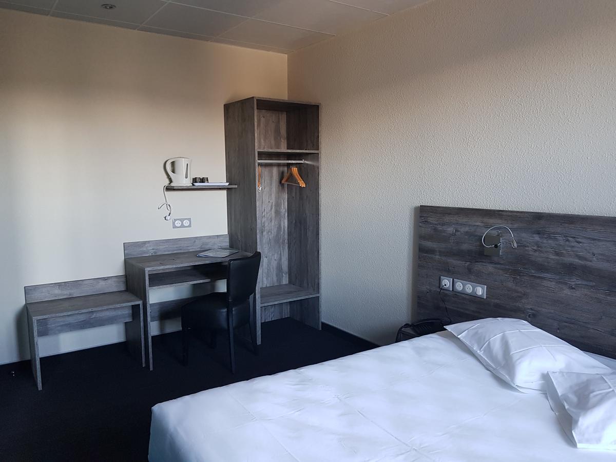 Hotel Jeanne D'Arc Saint-Chély-dʼApcher Eksteriør billede