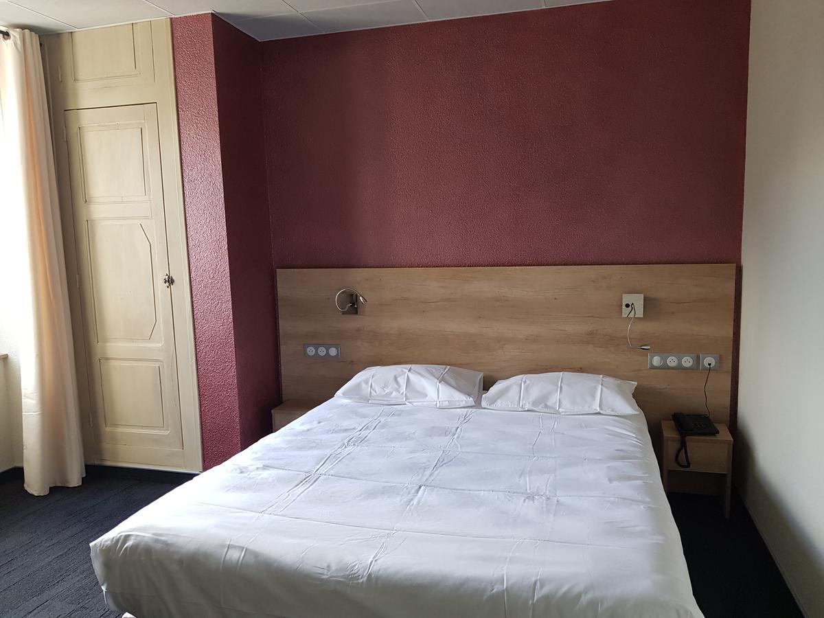 Hotel Jeanne D'Arc Saint-Chély-dʼApcher Eksteriør billede